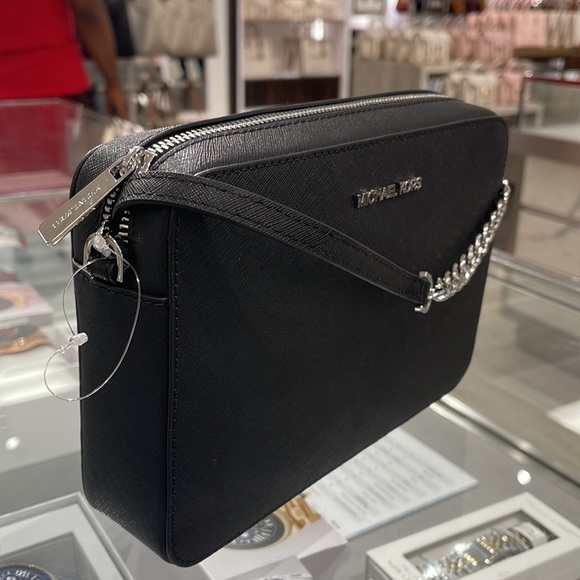 Michael Kors Jet Set Item Large East West Zip Crossbody Leather Black/Silver - Picture 16 of 16